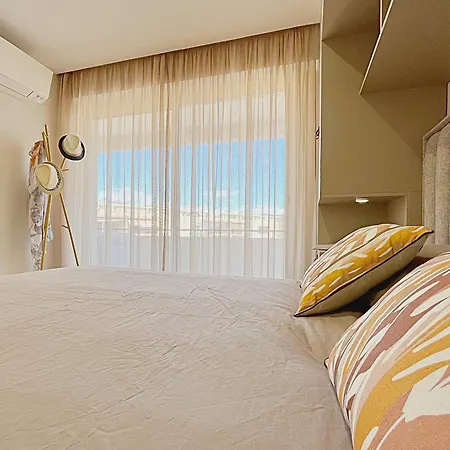 Le Charme De דירה *